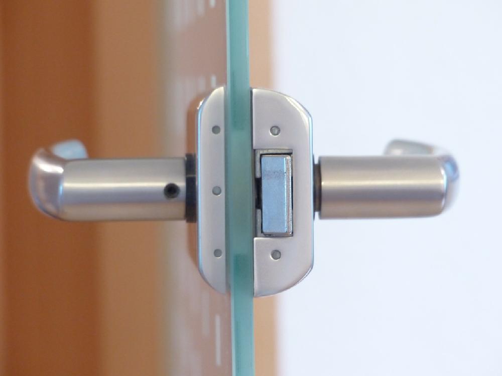 Jak wybrać idealną klamkę do drzwi wewnętrznych?