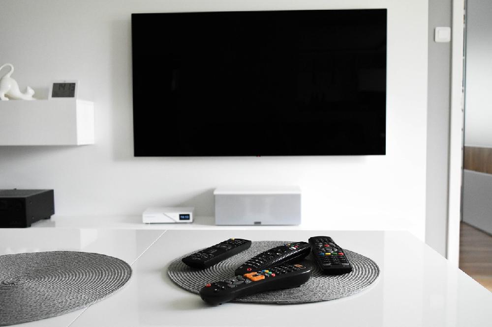 Telewizory smart tv jako element wyposażenia wnętrz.